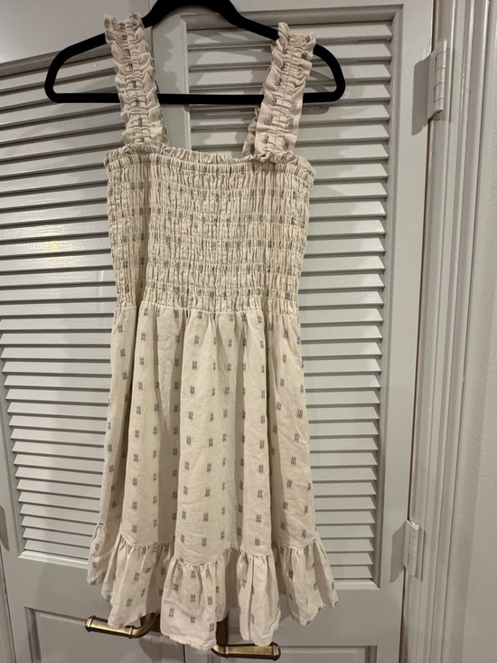 Madewell Dresses & Skirts - Madewell Cream Smocked Dress with Mini Print